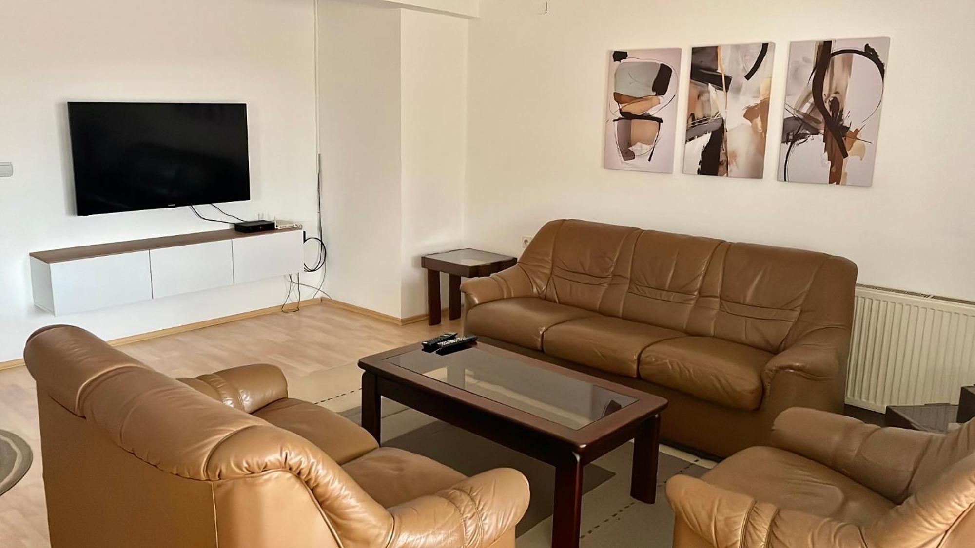 Bt Lux 2 Apartament